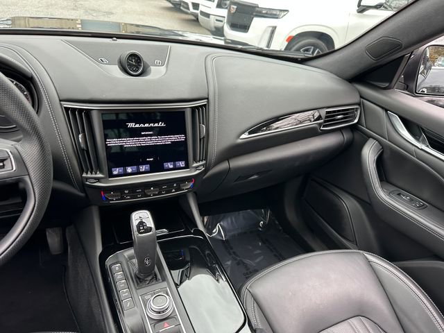 Used 2022 Maserati Levante GT image 20