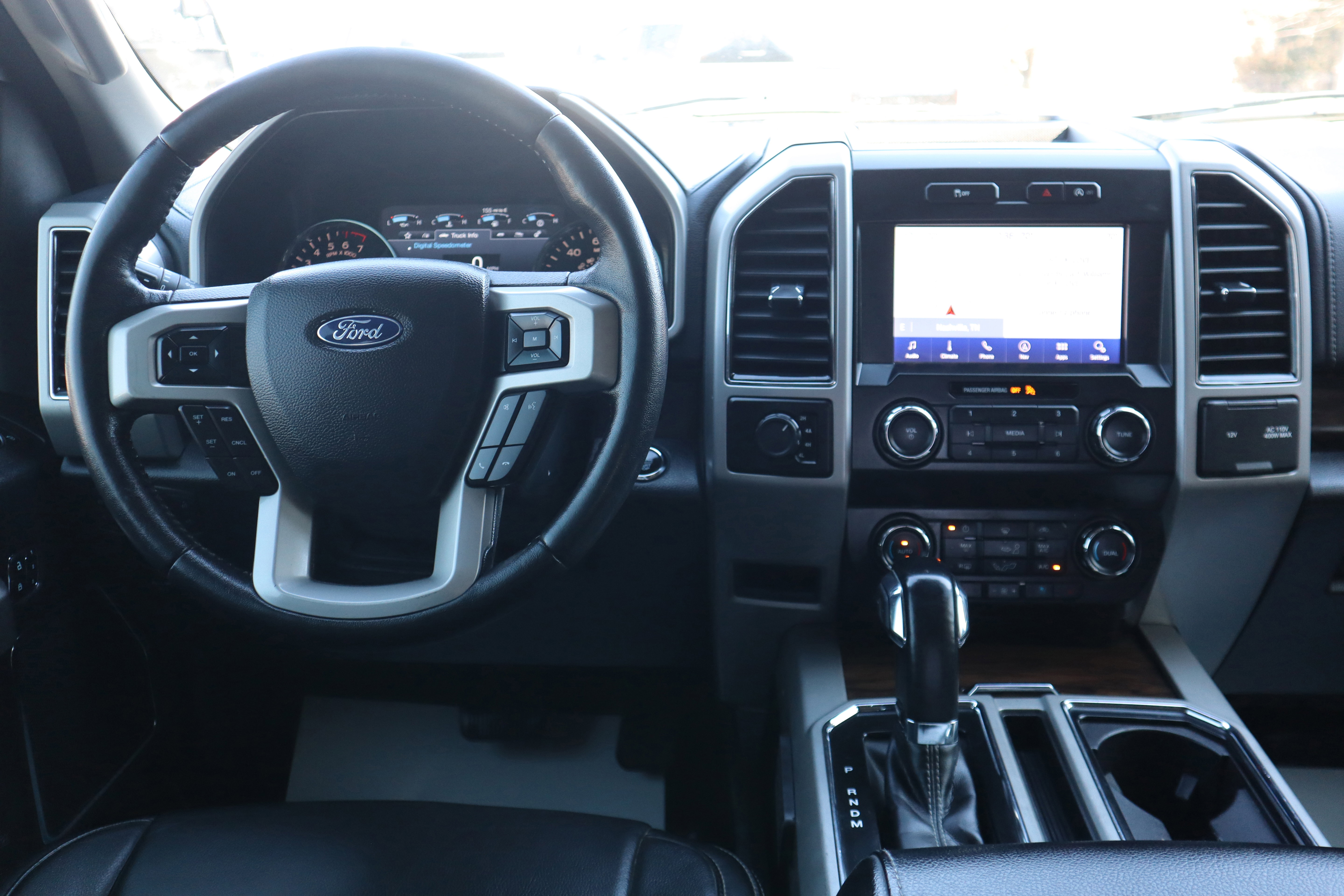 Used 2019 Ford F150 Lariat image 13