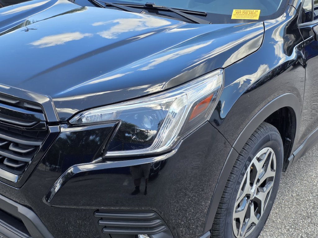 Used 2024 Subaru Forester Premium AWD/4WD image 6