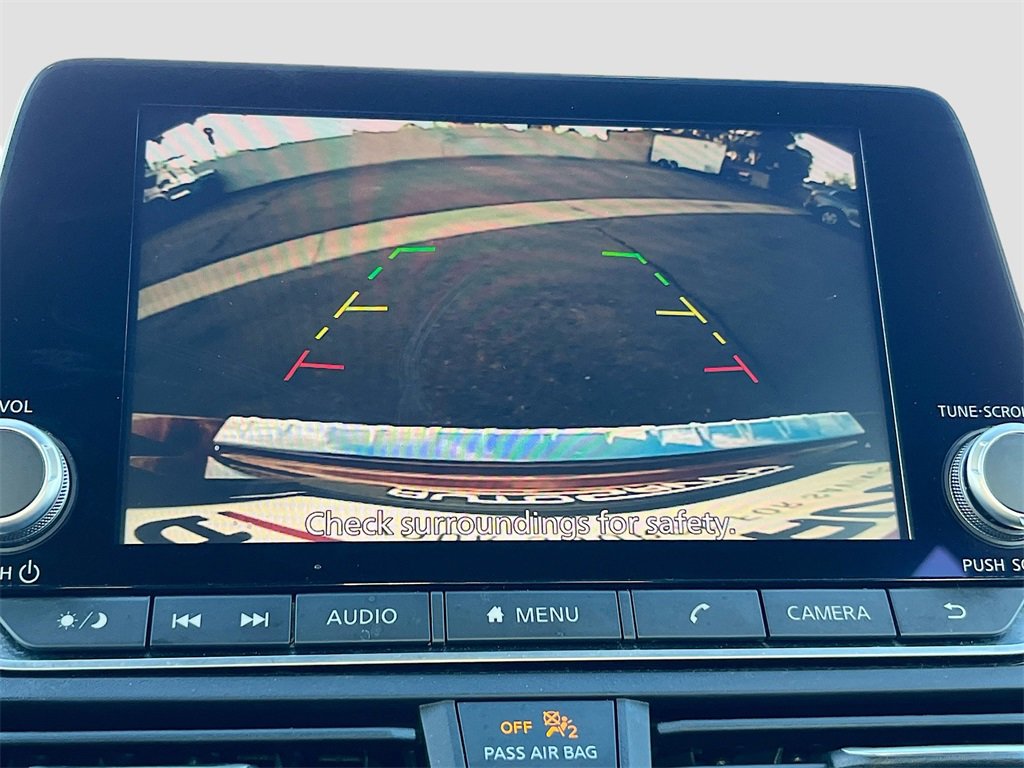 Used 2024 Nissan Altima 2.5 SV image 13