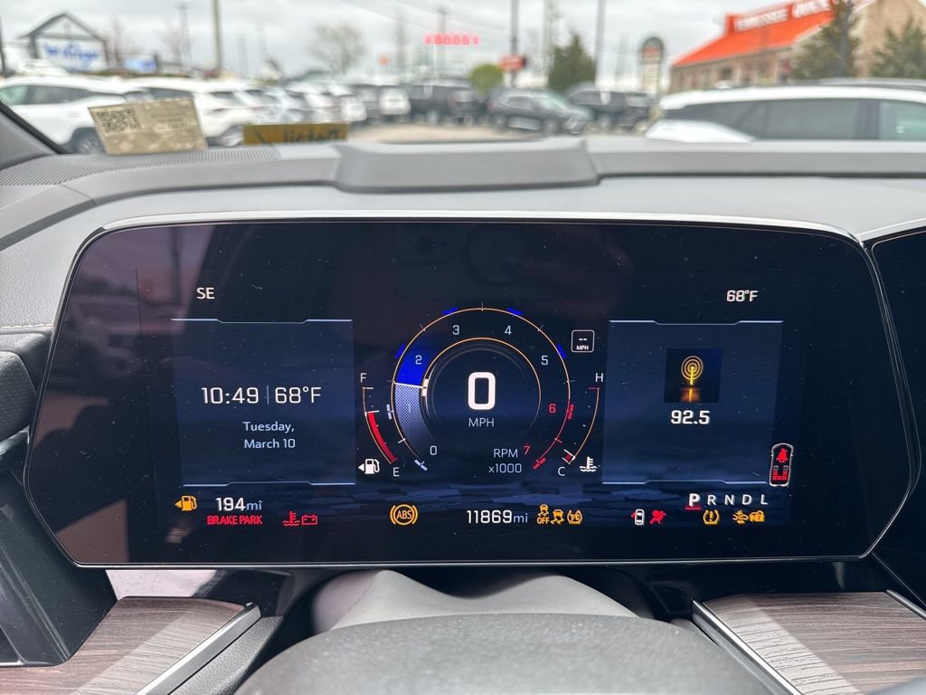 Used 2025 Chevrolet Tahoe Premier image 13