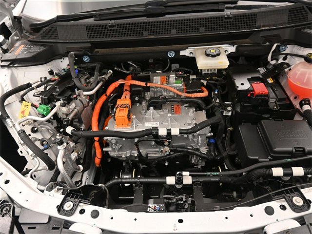 Used 2025 Chevrolet Equinox EV LT w/ Convenience Package image 25