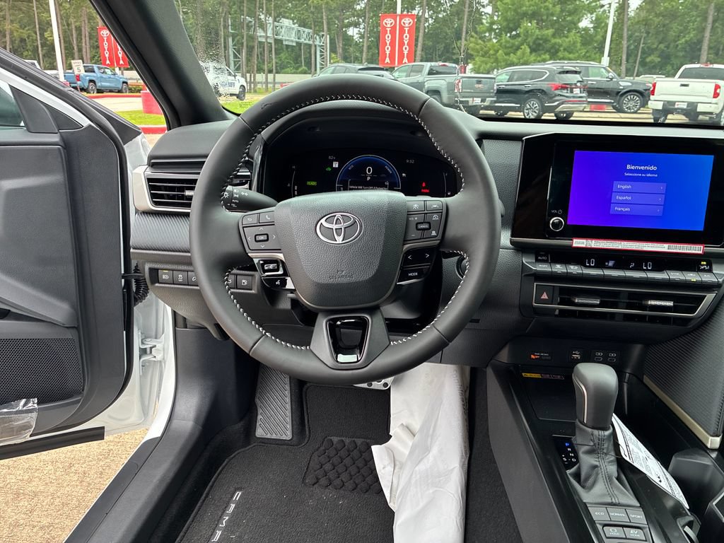 New 2026 Toyota Camry SE FWD image 18