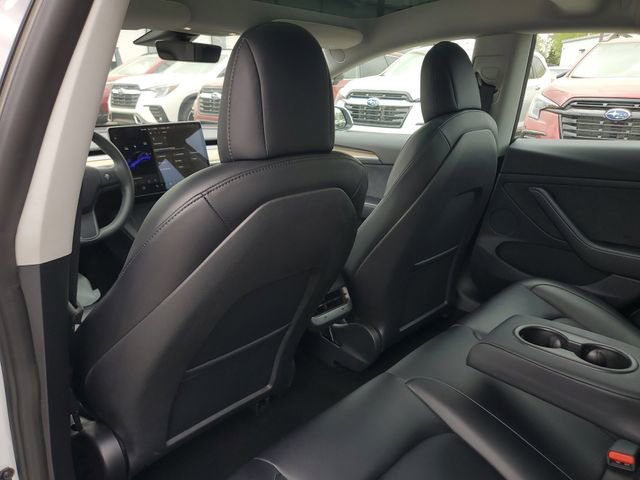 Used 2021 Tesla Model 3 Standard Range Plus image 12