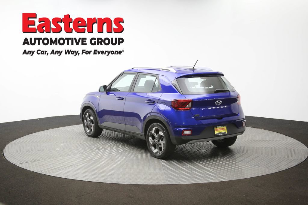 Used 2025 Hyundai Venue SEL image 65
