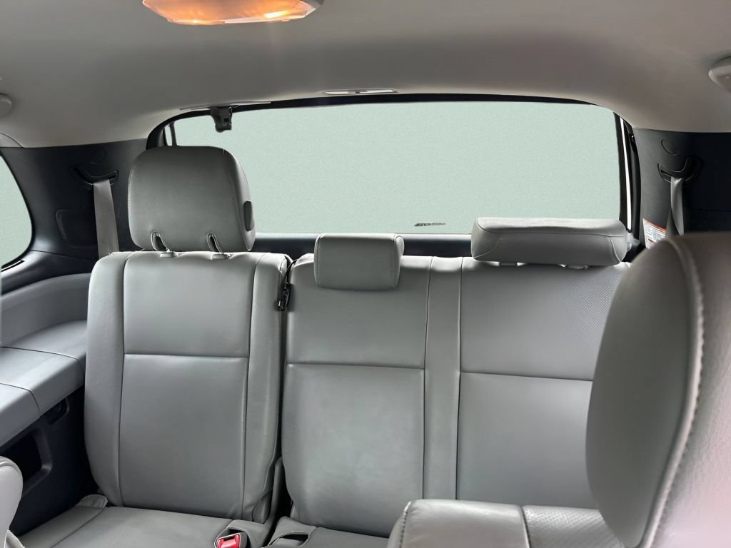 Used 2016 Toyota Sequoia Platinum AWD/4WD image 16