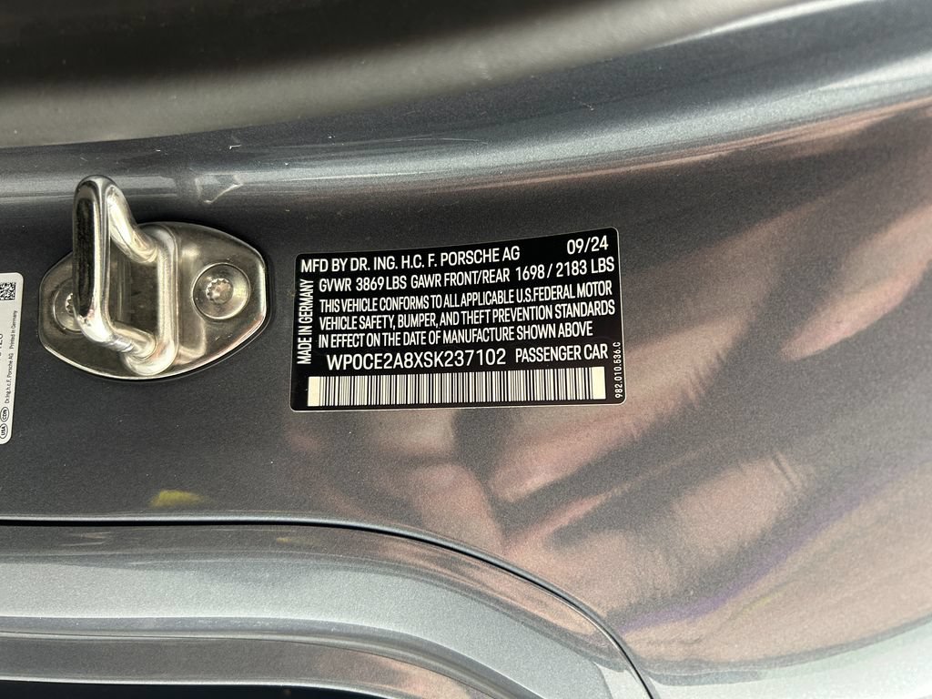 Certified 2025 Porsche 718 Boxster Spyder RS RWD image 33