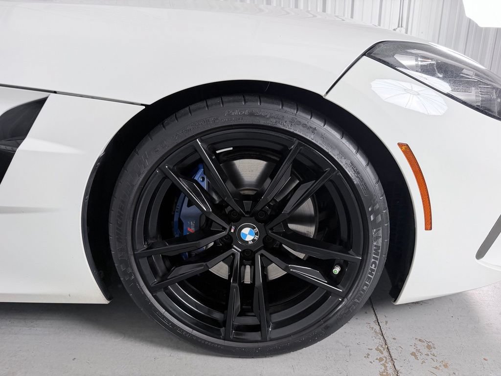 Used 2020 BMW Z4 M40i w/ Executive Package RWD image 5