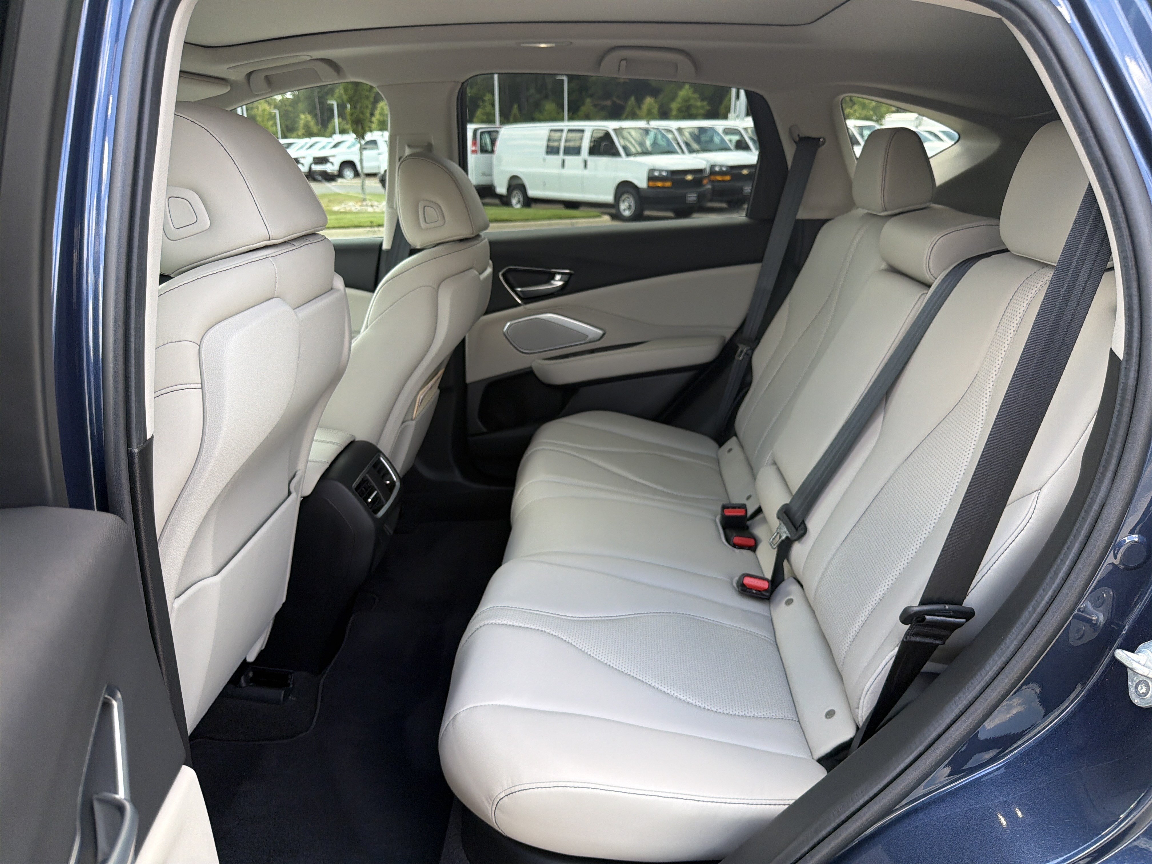 Used 2025 Acura RDX SH-AWD w/ Technology Package image 31
