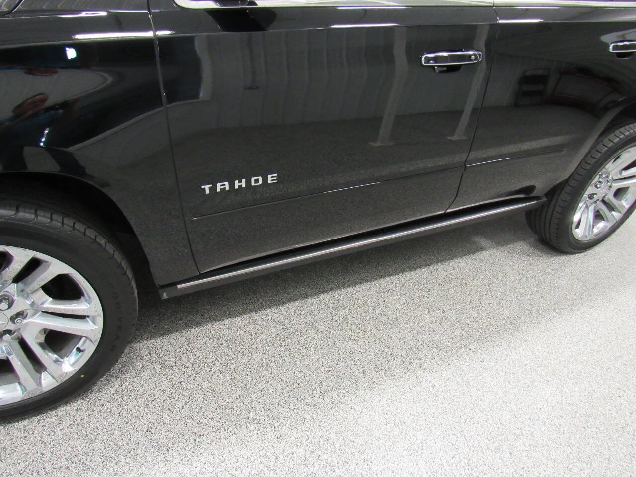 Used 2020 Chevrolet Tahoe Premier w/ Premier Plus Edition image 22