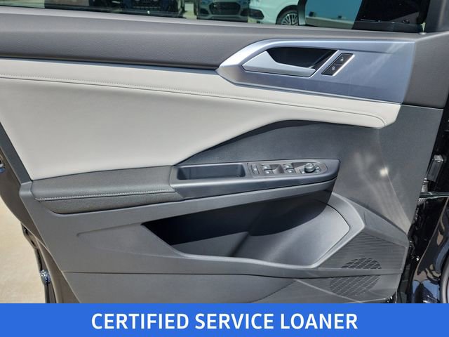 New 2025 Volkswagen Taos SE image 10