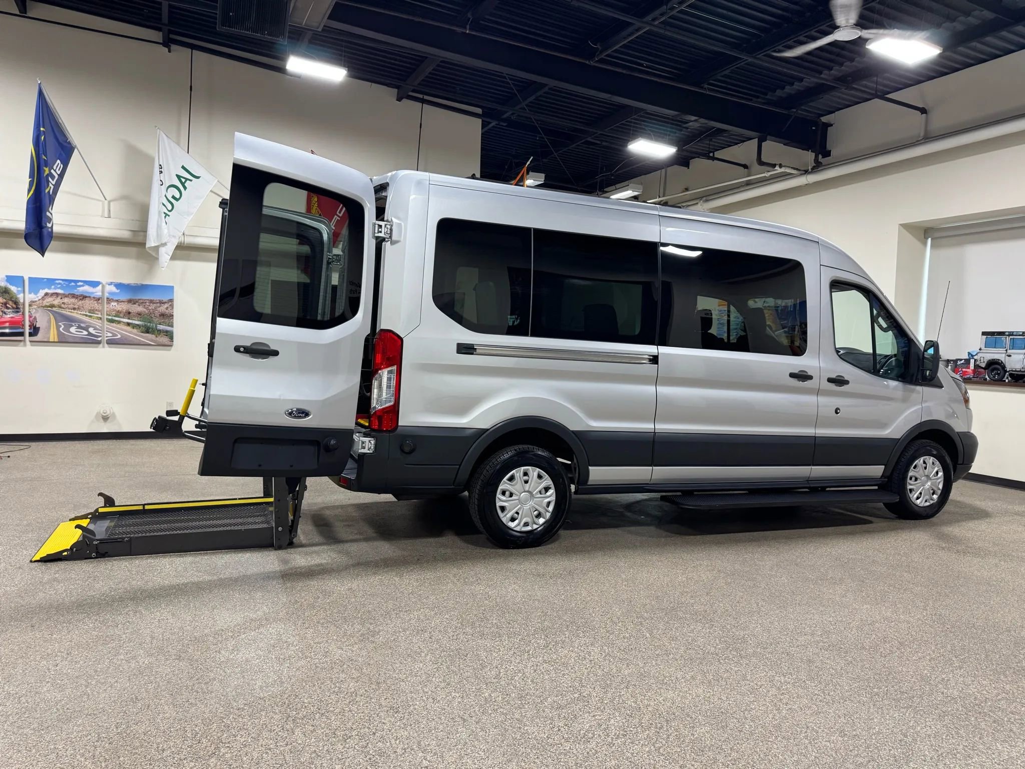 Used 2018 Ford Transit 250 148 Medium Roof image 53