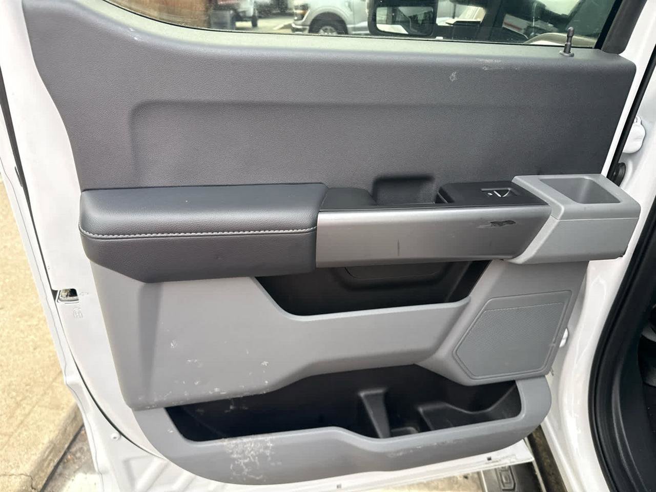 Used 2025 Ford F350 XLT image 22