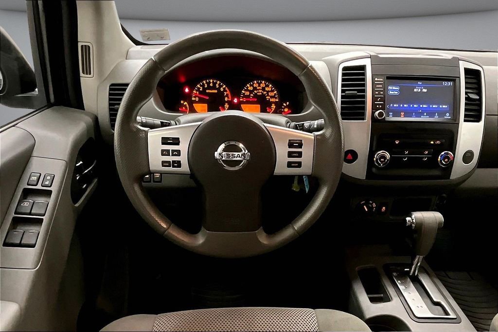 Used 2019 Nissan Frontier SV AWD/4WD image 9