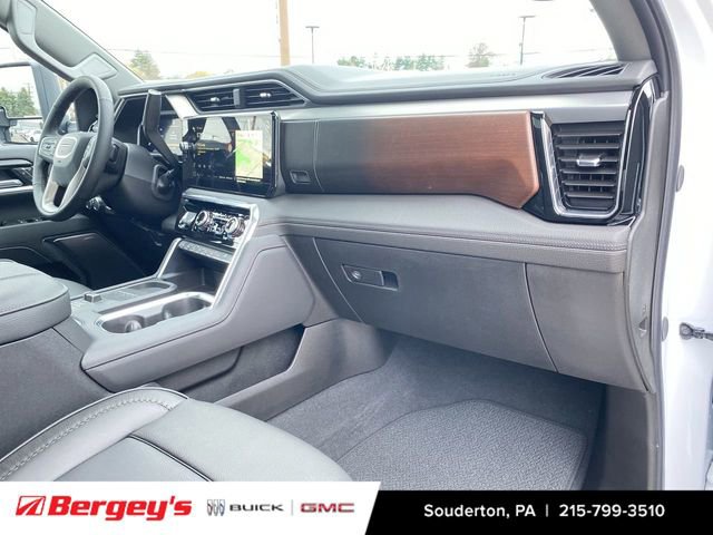New 2026 GMC Sierra 3500 Denali w/ Denali Reserve Package AWD/4WD image 32