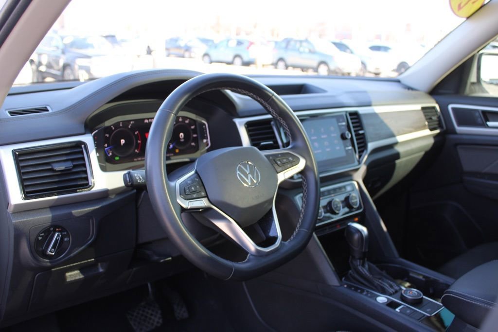 Used 2022 Volkswagen Atlas SE image 17