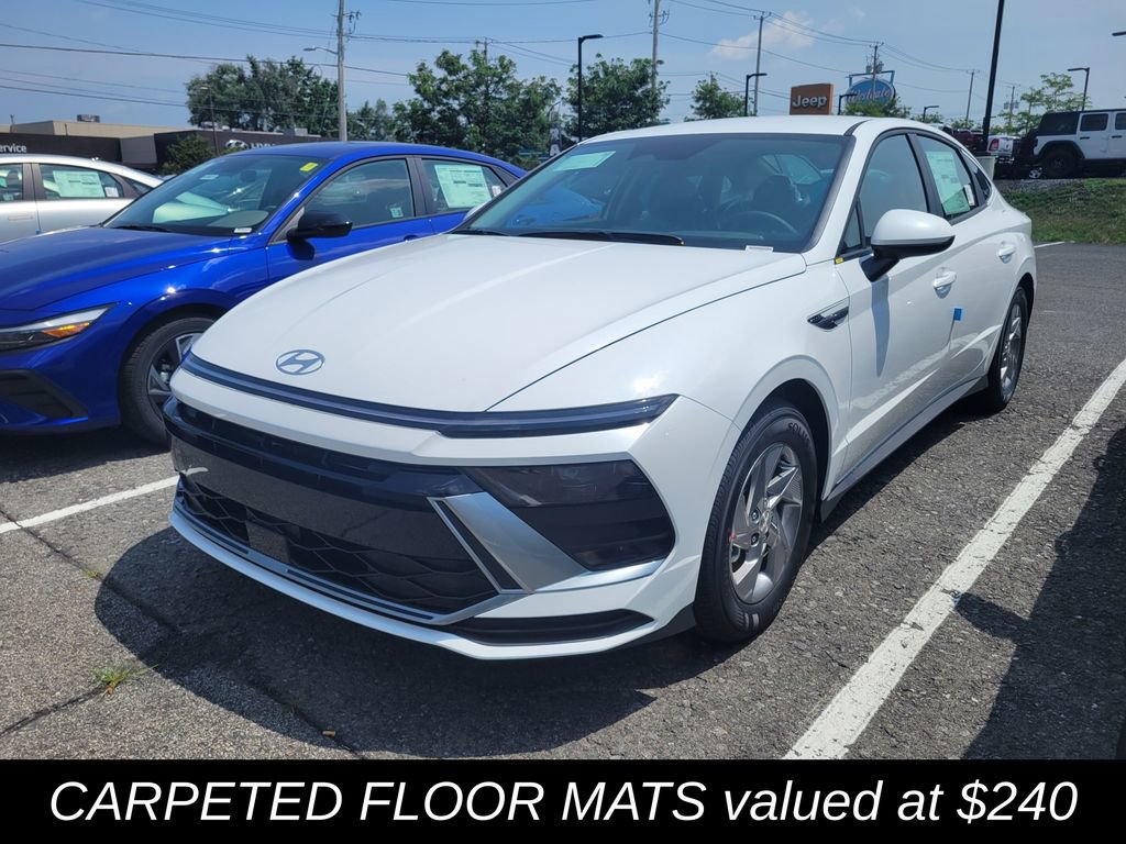 New 2025 Hyundai Sonata SE image 3