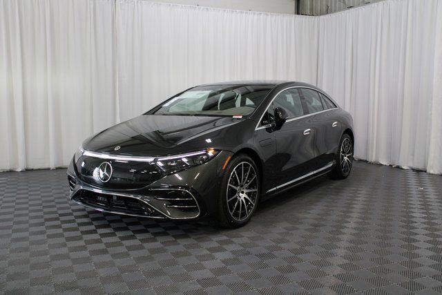 Used 2023 Mercedes-Benz EQS 580 4MATIC Sedan image 26