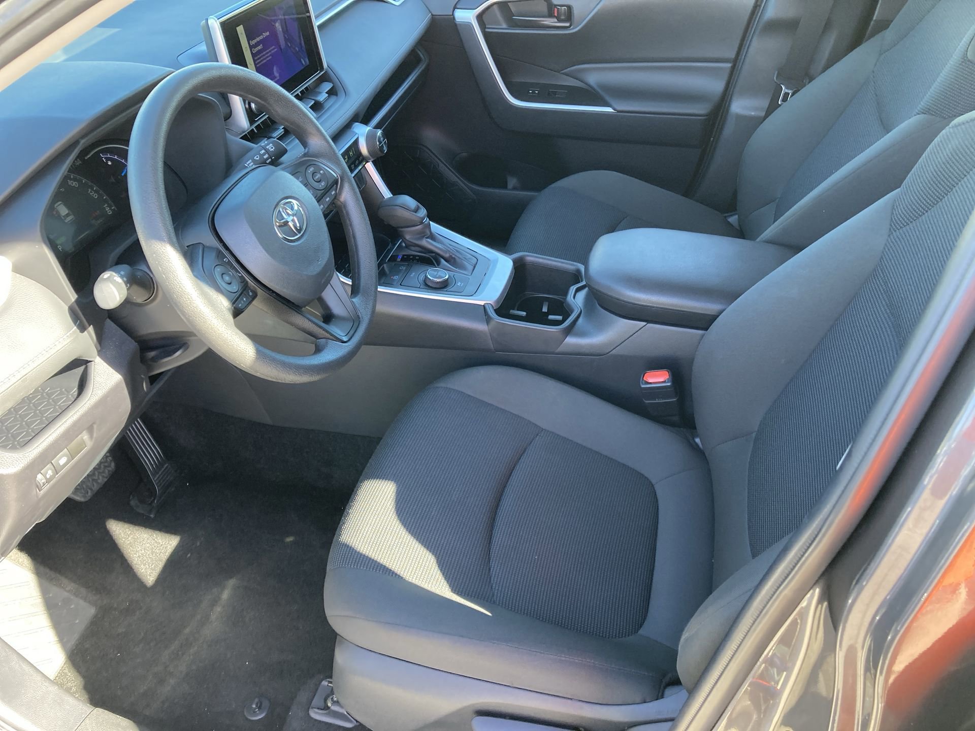 Certified 2025 Toyota RAV4 LE image 16
