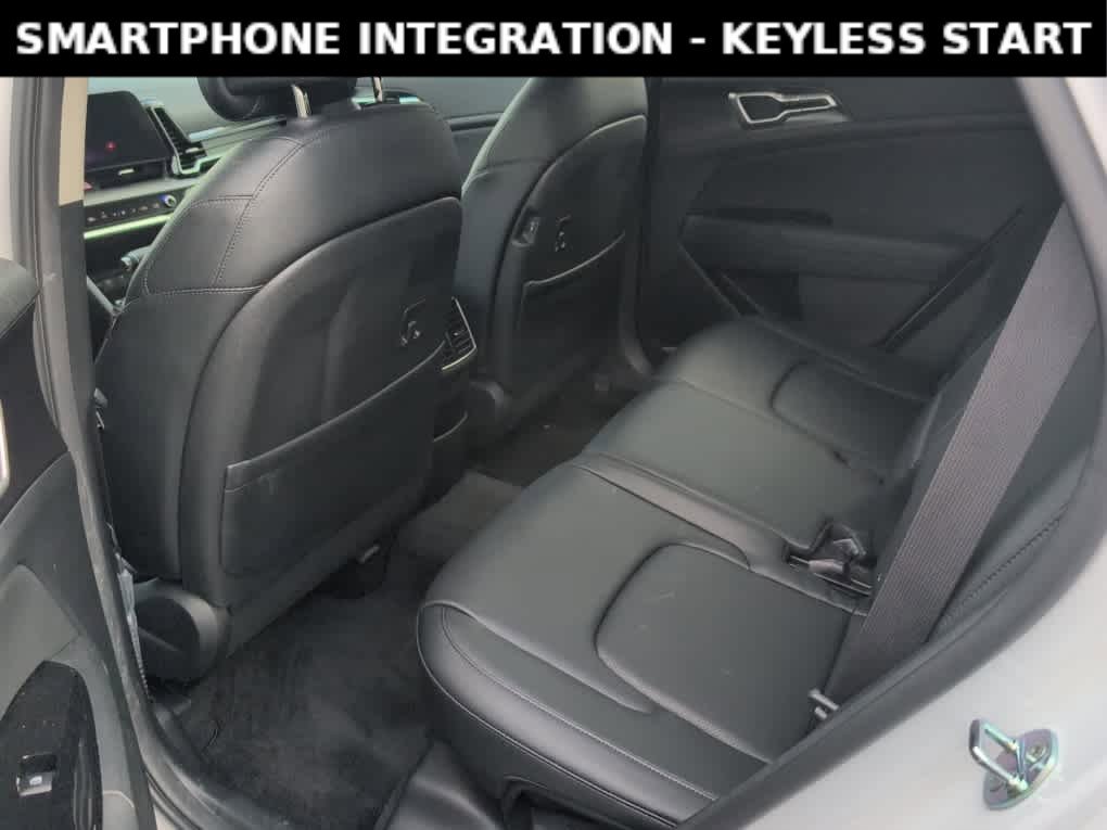 Used 2025 Kia Sportage EX w/ Premium Package image 6