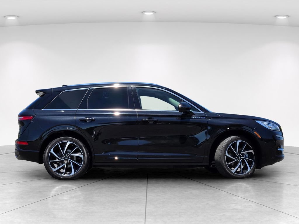 Used 2024 Lincoln Corsair Grand Touring w/ Equipment Group 301A AWD/4WD image 3