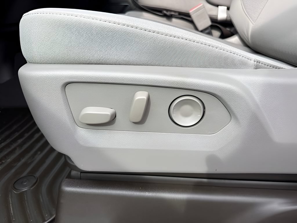 New 2026 Chevrolet Silverado 1500 RST AWD/4WD image 10