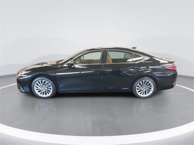 Used 2019 Lexus ES 300h image 2