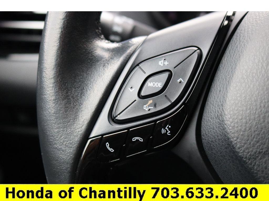 Used 2021 Toyota C-HR XLE image 10