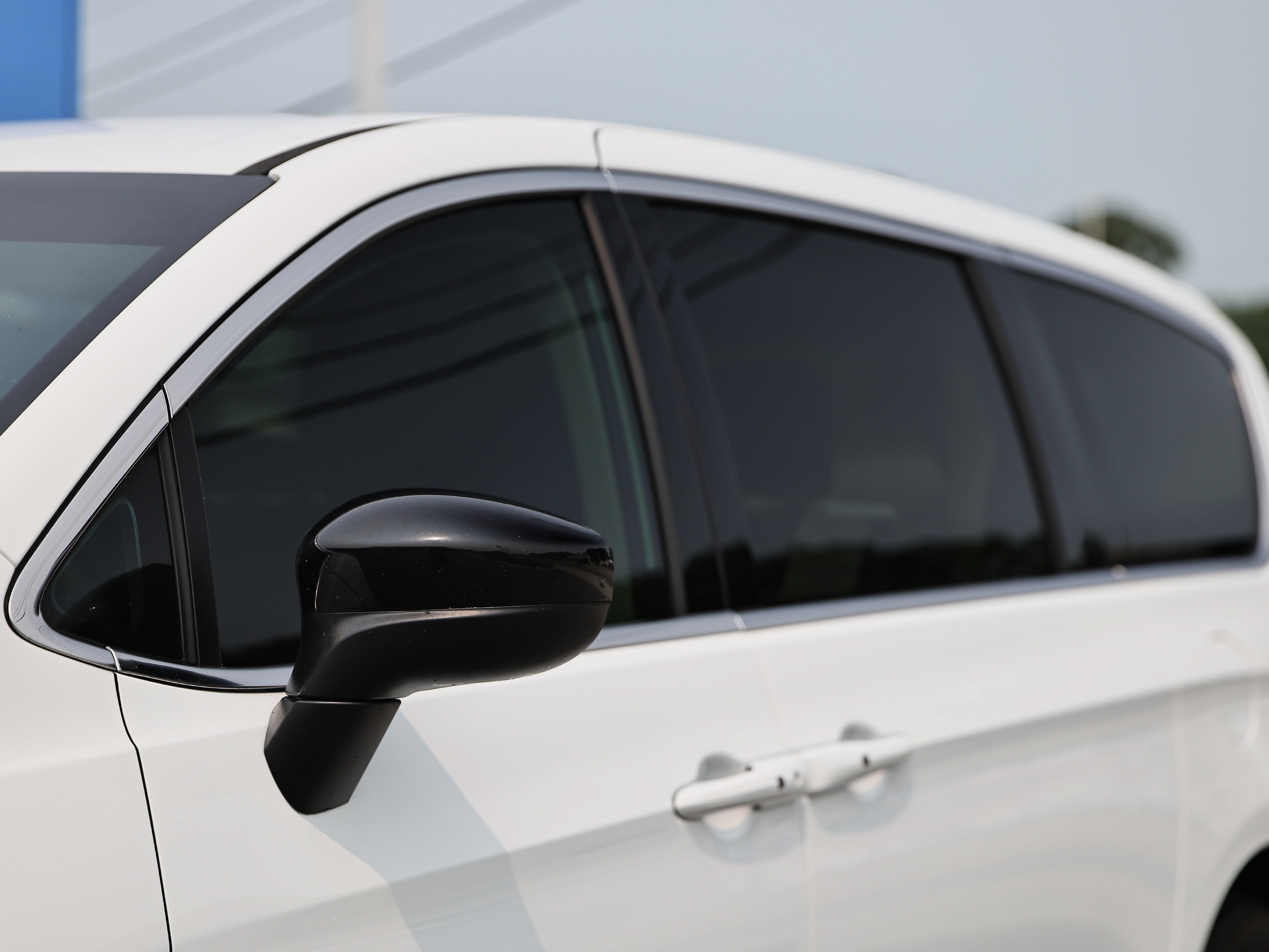 Used 2024 Chrysler Voyager LX FWD image 3