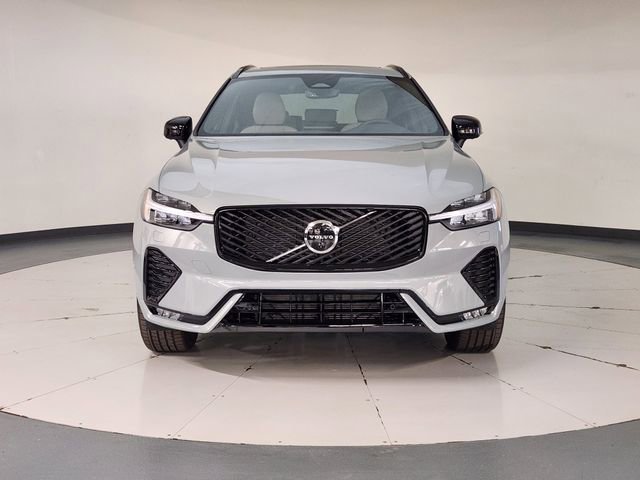 New 2026 Volvo XC60 B5 Plus w/ Protection Package Premier AWD/4WD image 9