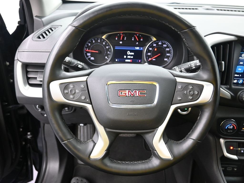 Used 2023 GMC Terrain SLT image 13
