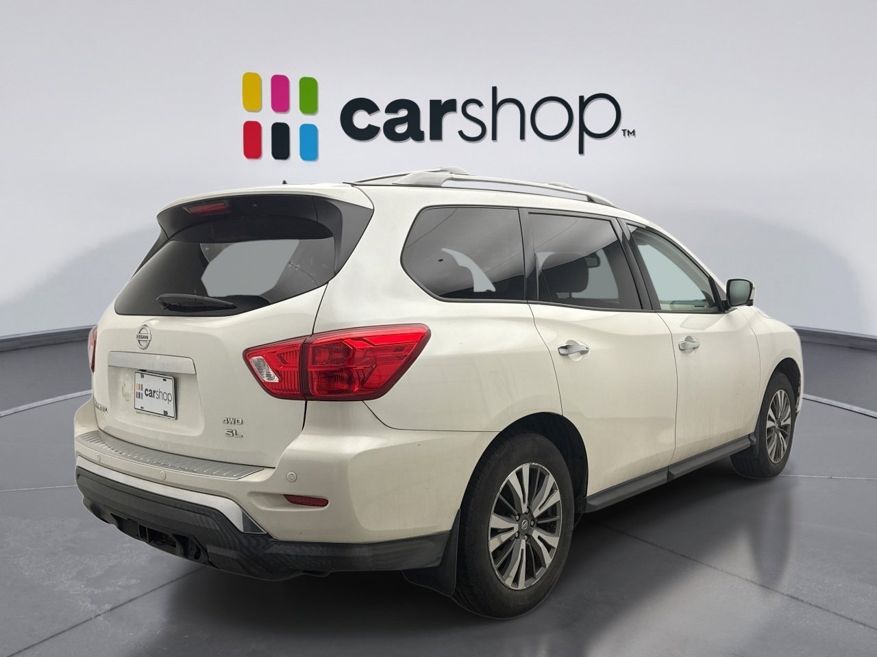 Used 2017 Nissan Pathfinder SL w/ SL Premium Package image 4