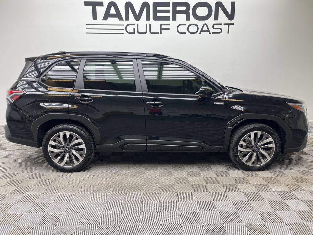 Used 2025 Subaru Forester Touring AWD/4WD image 4