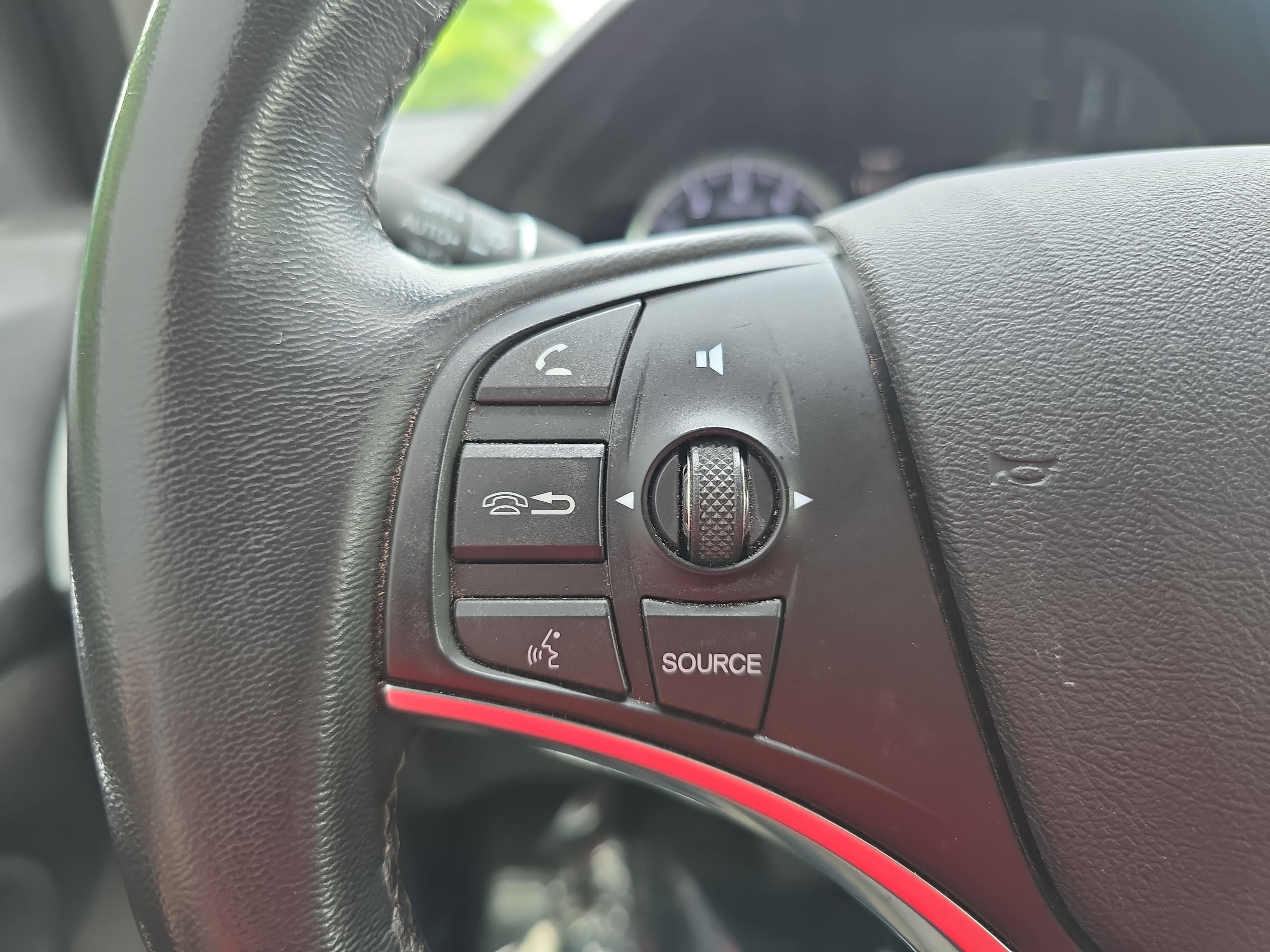 Used 2015 Acura MDX SH-AWD image 18
