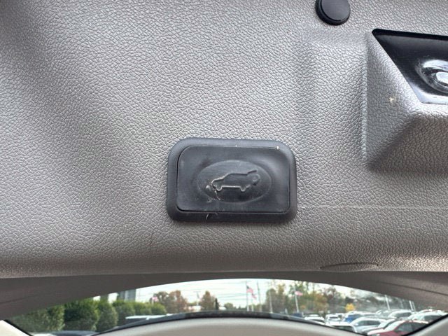 Used 2017 GMC Acadia Limited SLT AWD/4WD image 23