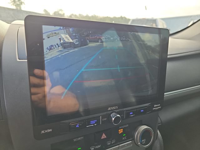 Used 2014 Toyota Camry SE w/ Moonroof Package FWD image 19