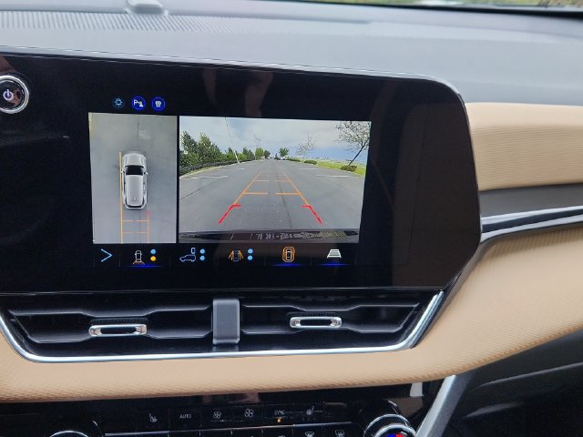 New 2027 Chevrolet Equinox ACTIV w/ Safety and Technology Package AWD/4WD image 31