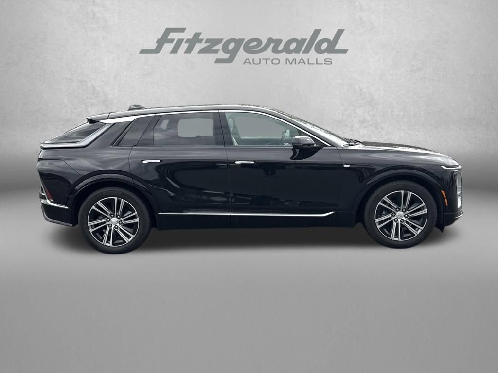 New 2026 Cadillac Lyriq Premium Luxury image 4