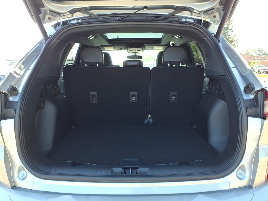 Certified 2024 Ford Escape ST-Line w/ Tech Pack #1 AWD/4WD image 10