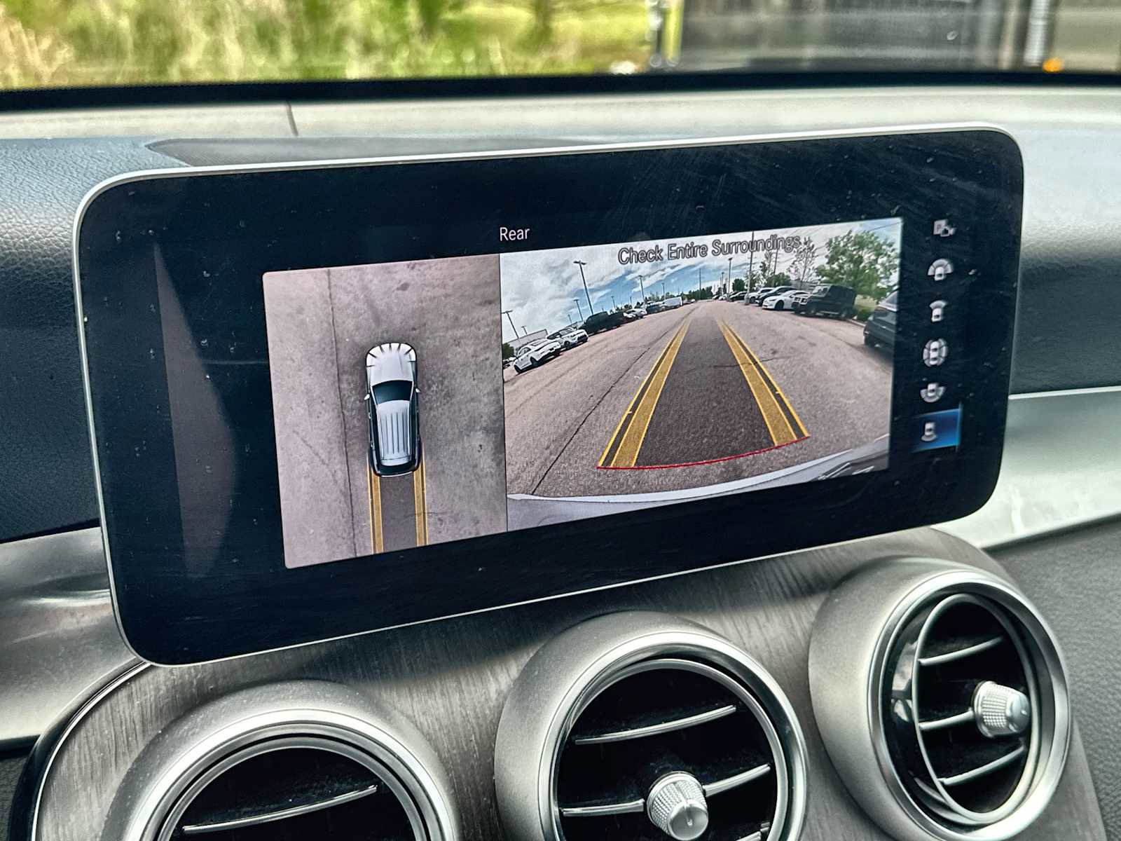 Used 2020 Mercedes-Benz GLC 300 4MATIC image 27