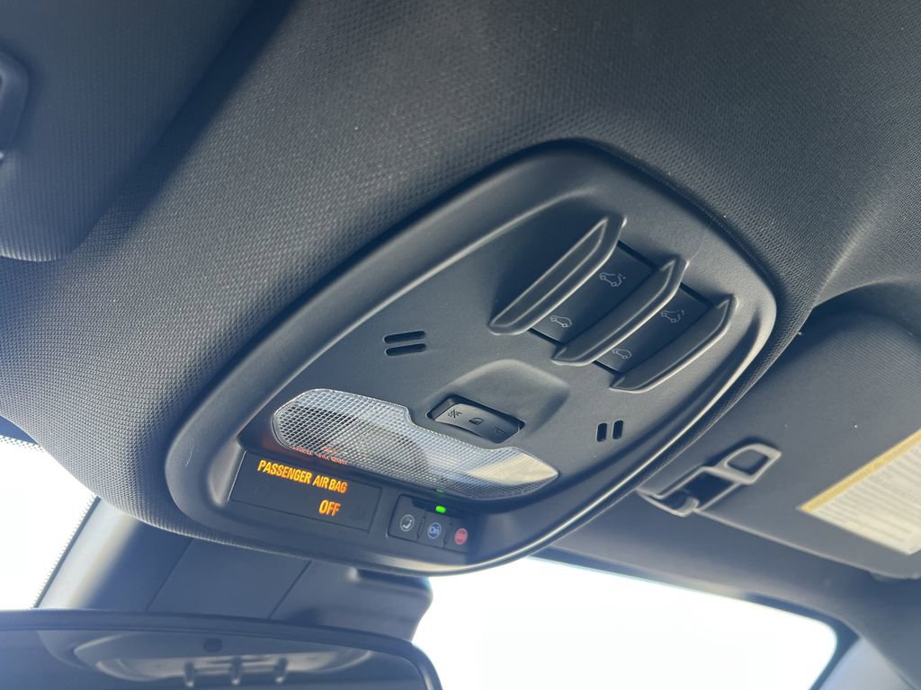 Used 2025 Buick Envista Avenir image 13