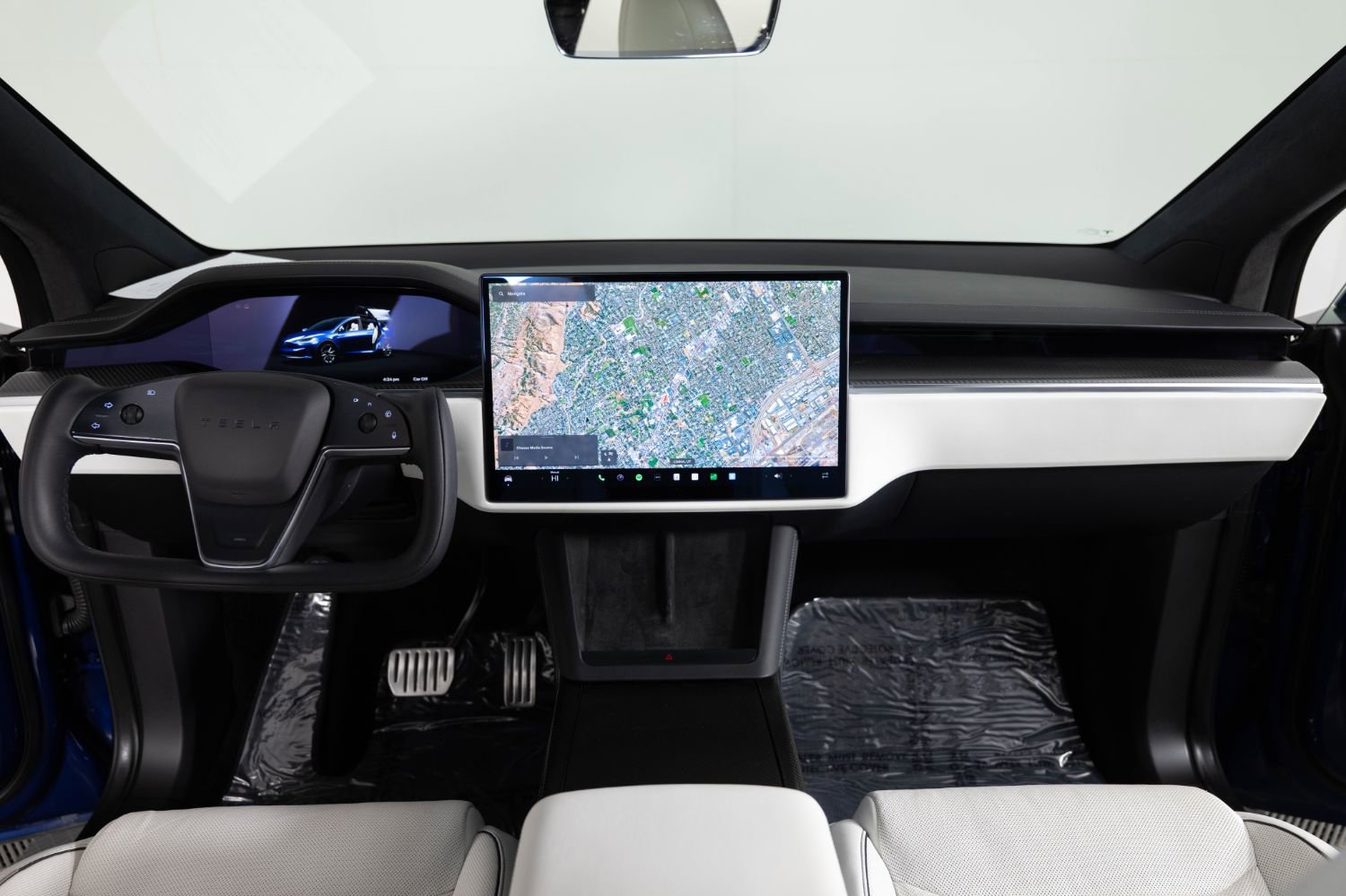 Used 2023 Tesla Model X Plaid image 33