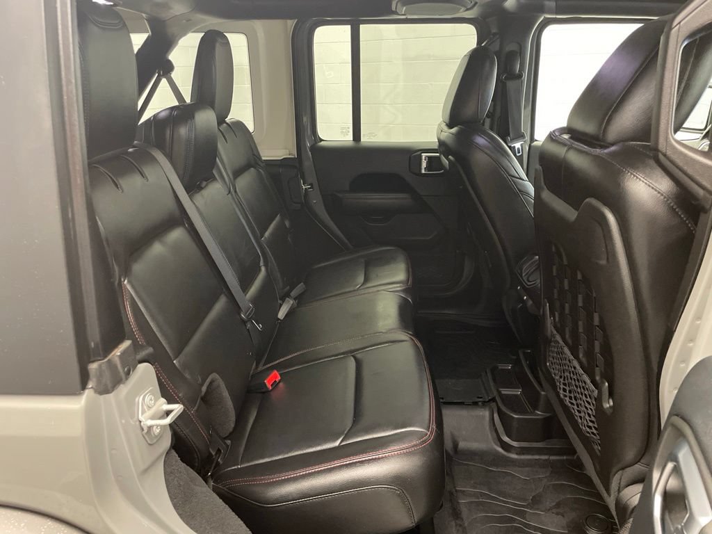 Used 2018 Jeep Wrangler Unlimited Rubicon AWD/4WD image 28