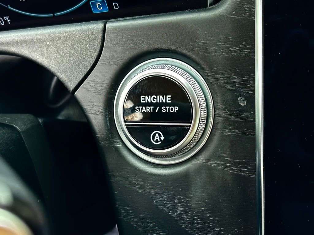 Used 2025 Mercedes-Benz E 450 4MATIC All-Terrain Wagon image 18