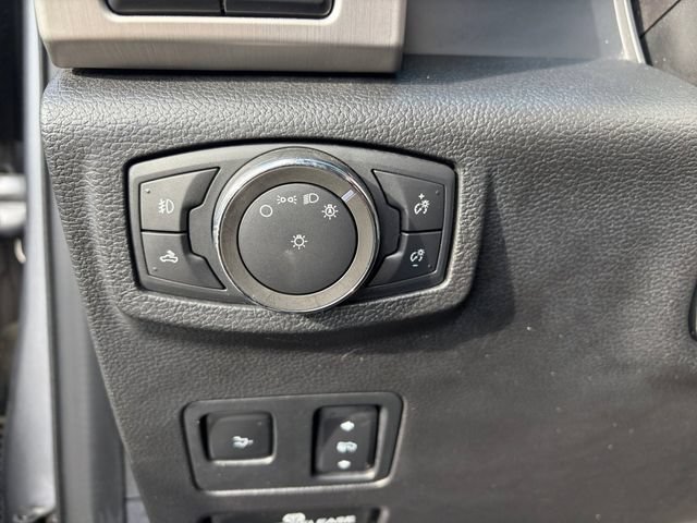 Used 2020 Ford F250 Platinum w/ FX4 Off-Road Package AWD/4WD image 5