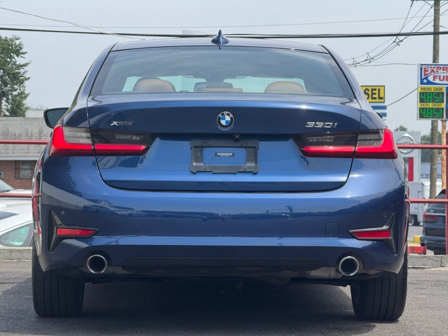 Used 2021 BMW 330i xDrive w/ Driver Assist w/ Premium Package AWD/4WD image 6