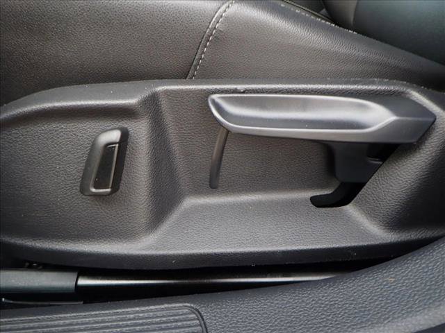 Used 2018 Volkswagen Golf SE image 12