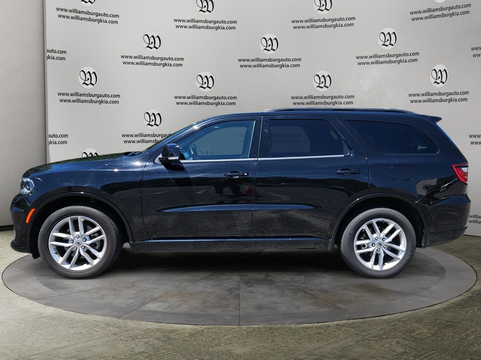 Used 2024 Dodge Durango GT AWD/4WD image 2