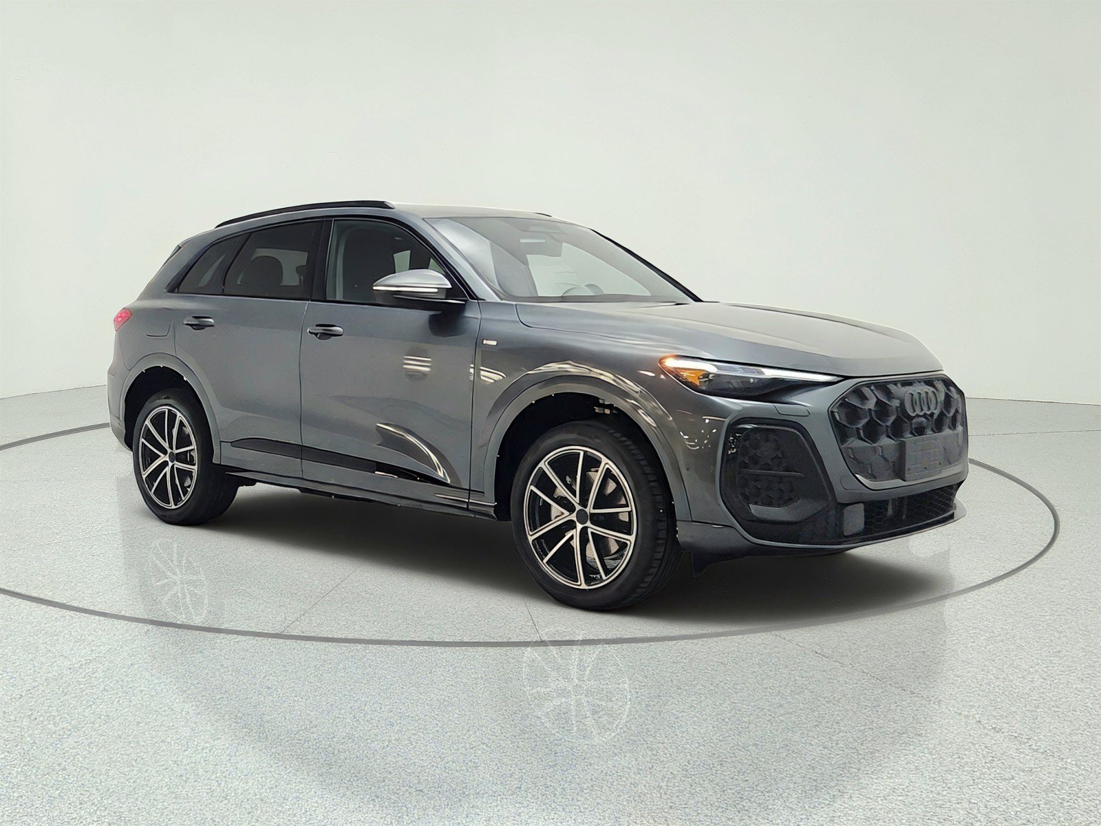 New 2026 Audi Q5 Premium Plus AWD/4WD image 3