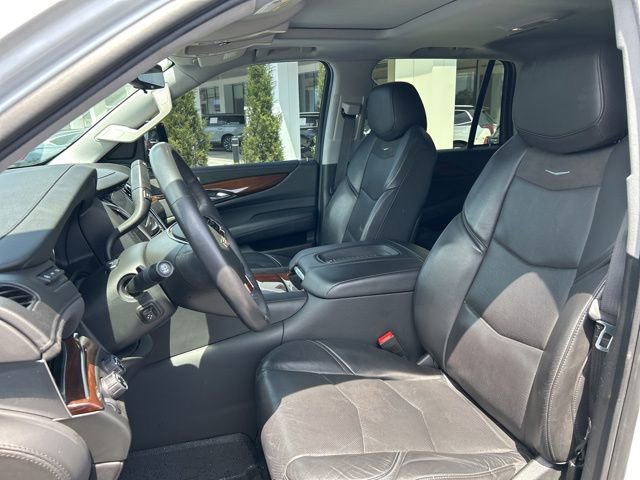 Used 2020 Cadillac Escalade Luxury AWD/4WD image 22